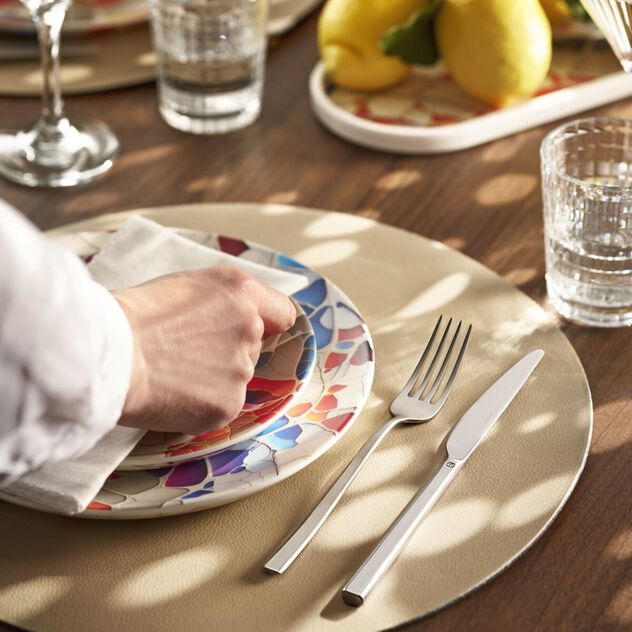 18-Piece Dinnerware Set for 6 People image number 6