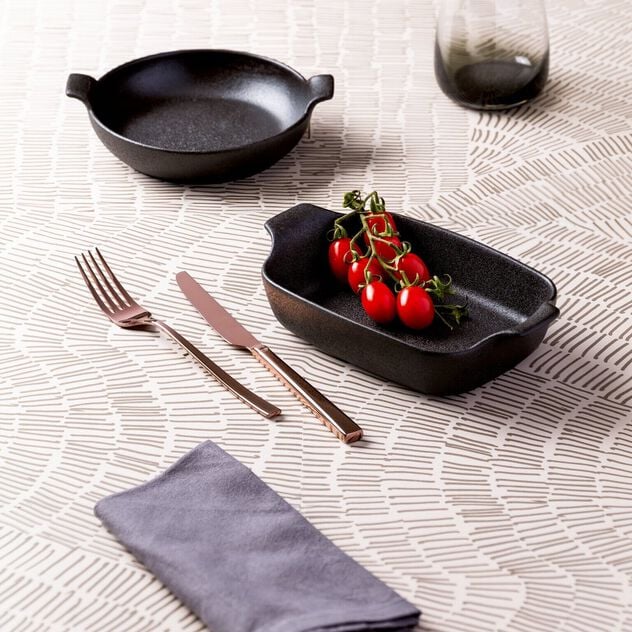 Plate deep with handles image number 1