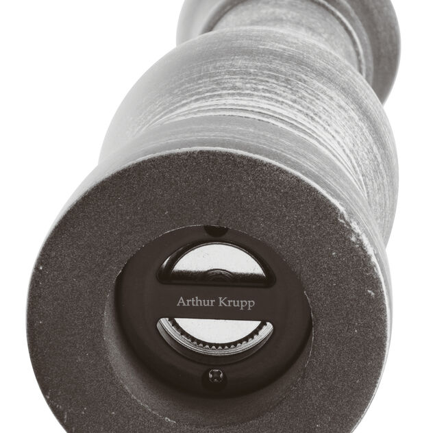 Pepper mill  image number 2