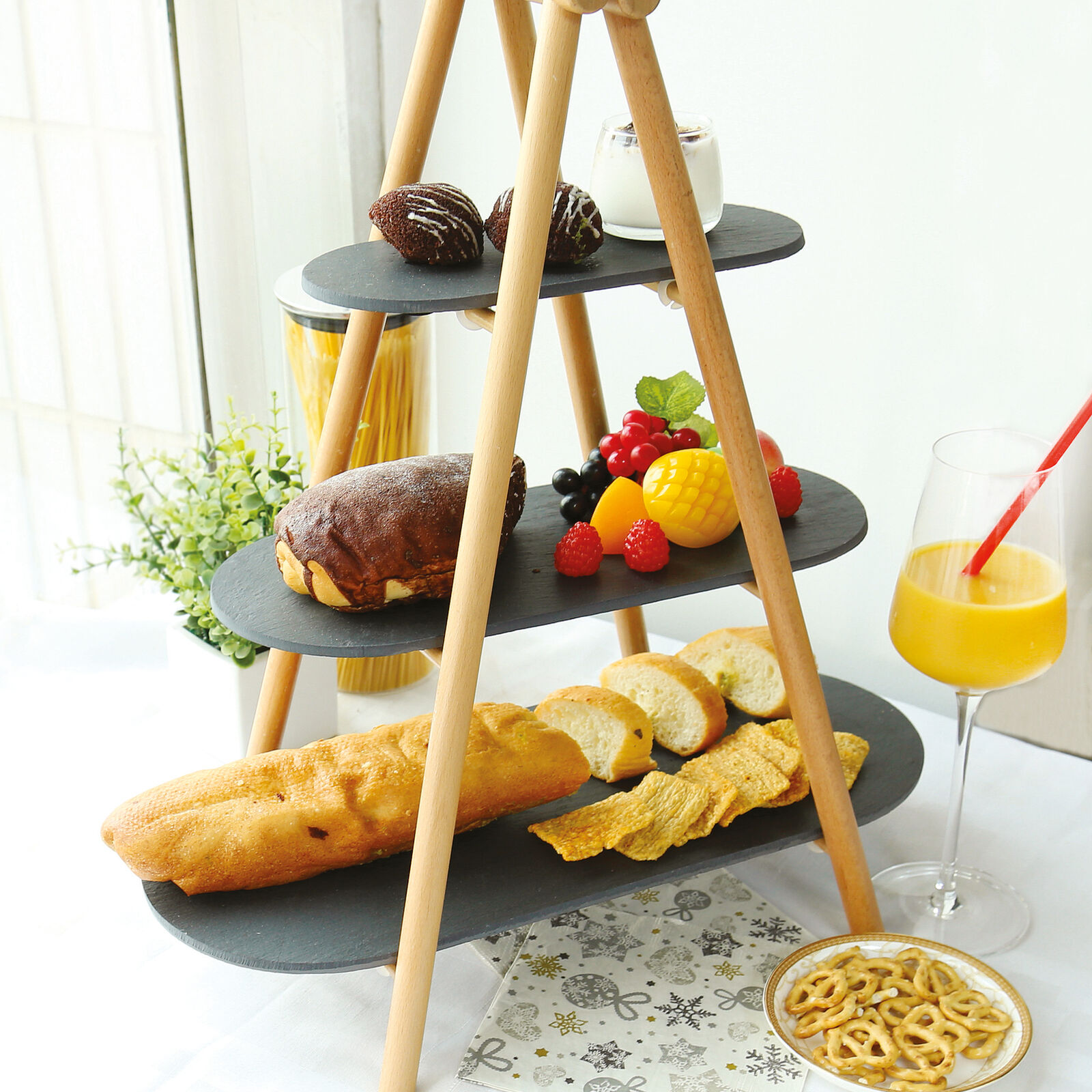 Stand 3 tiers image number null