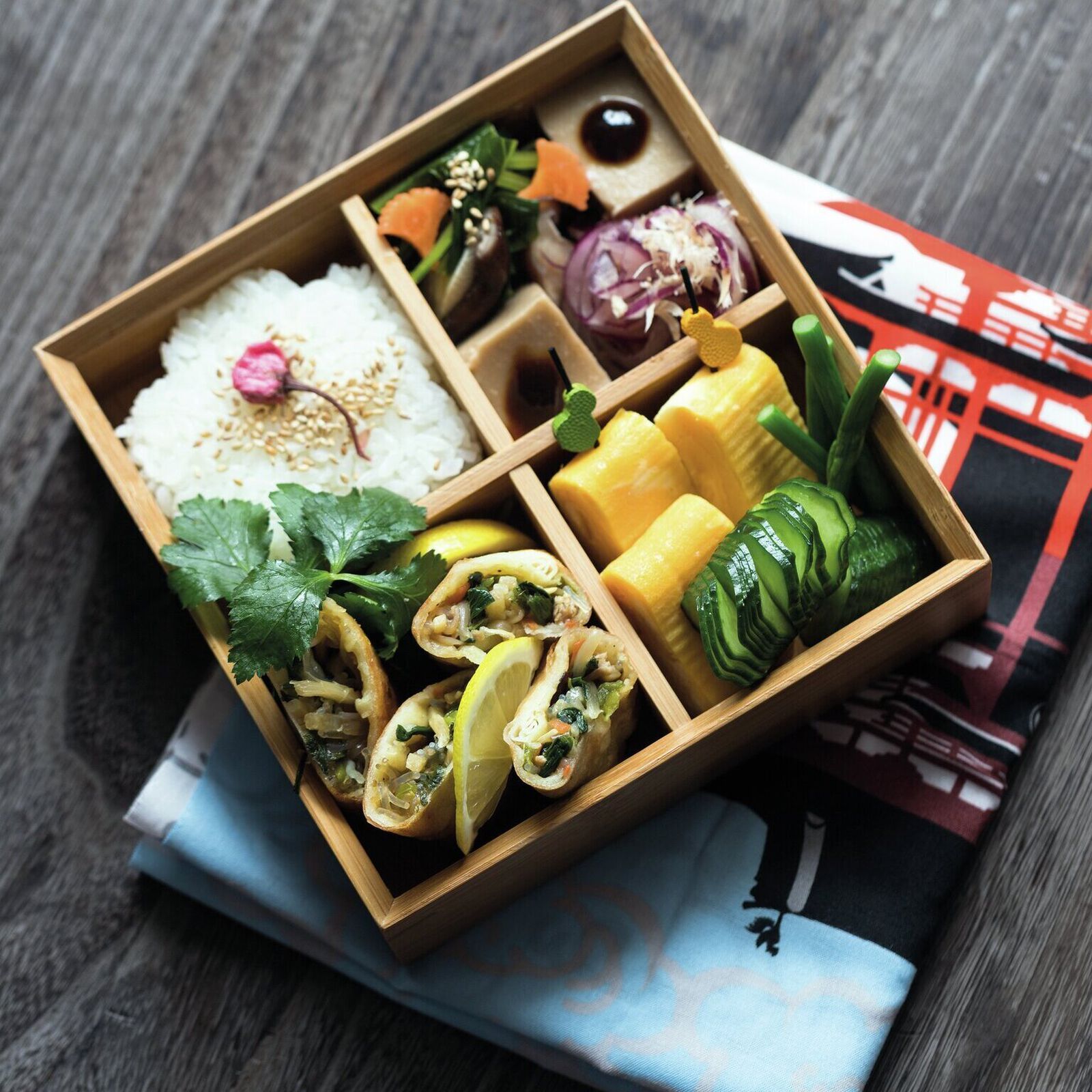 Sushi plate  image number null