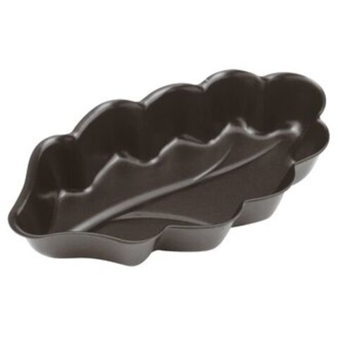 Mold oak leaf tart