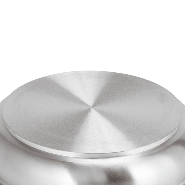 Sauce pan  image number 2
