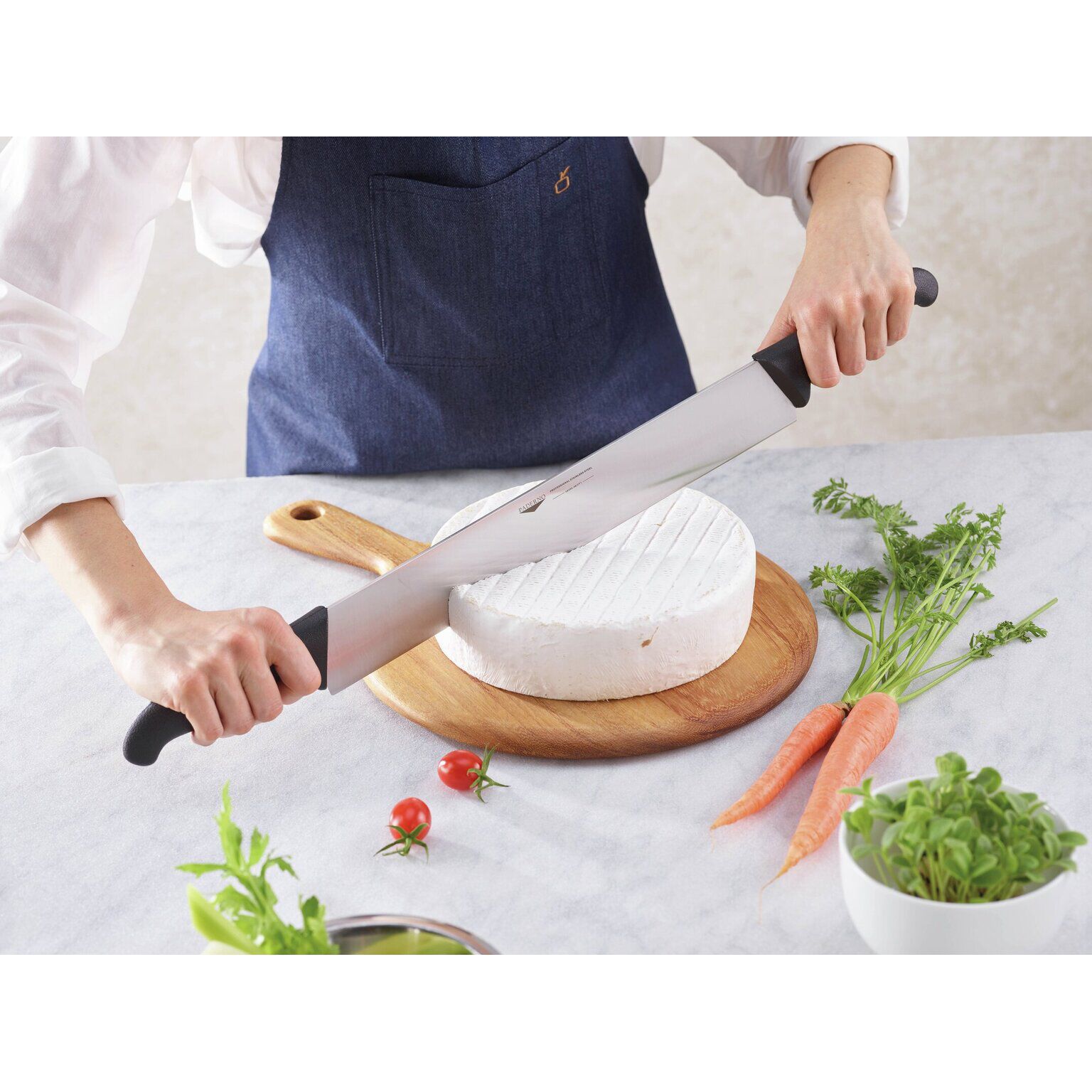 Cheese knife 2 handles 5