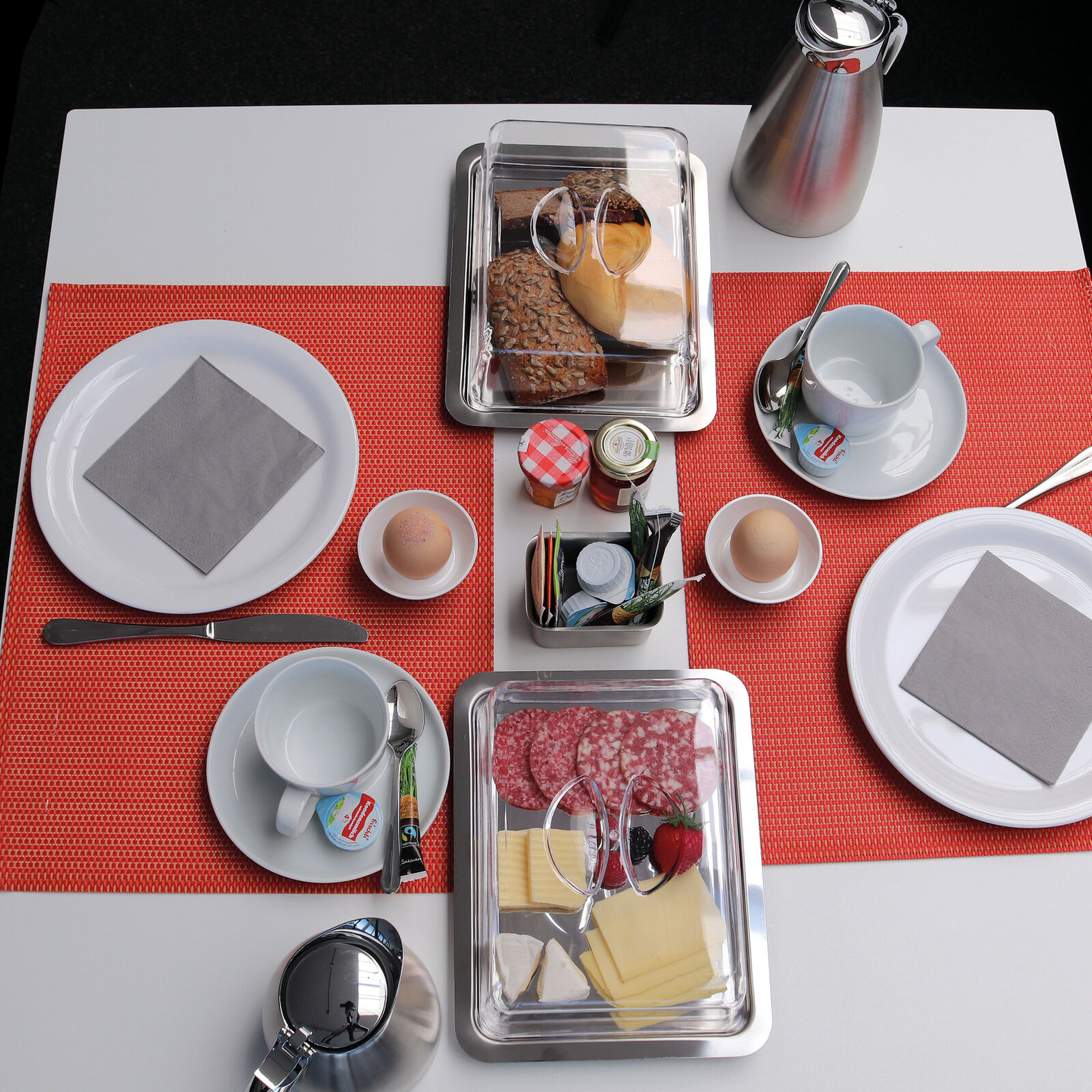 Tray with cover image number null