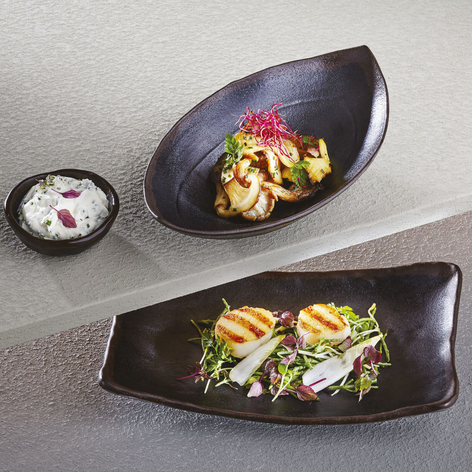 Salad bowl  image number null