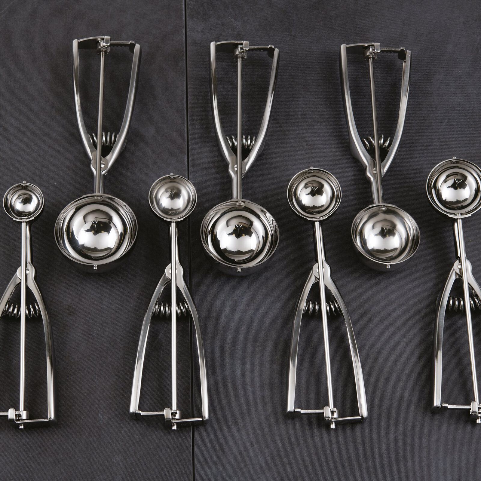 Ice cream scoop  image number null