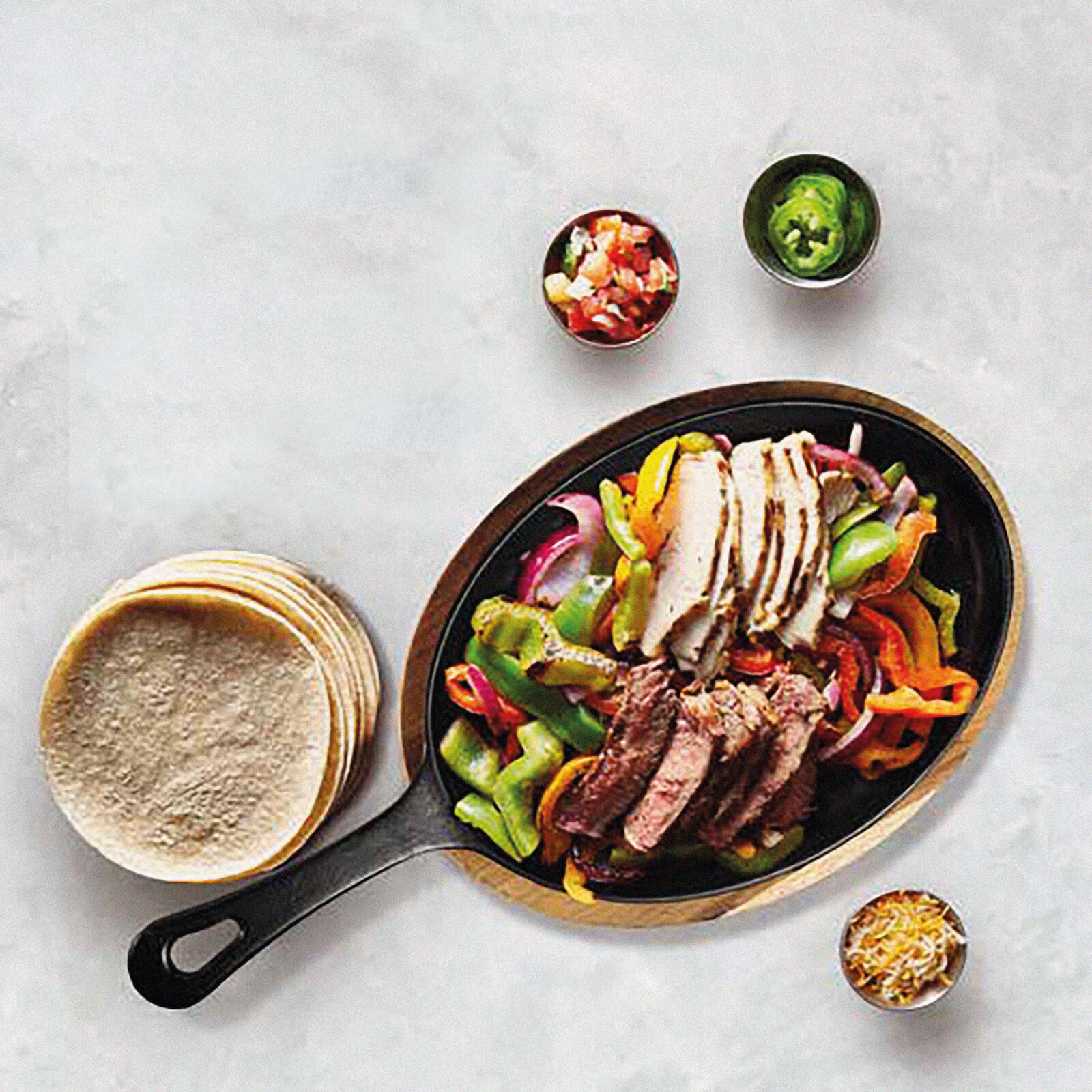 Piatto fajita con supporto con supporto image number null