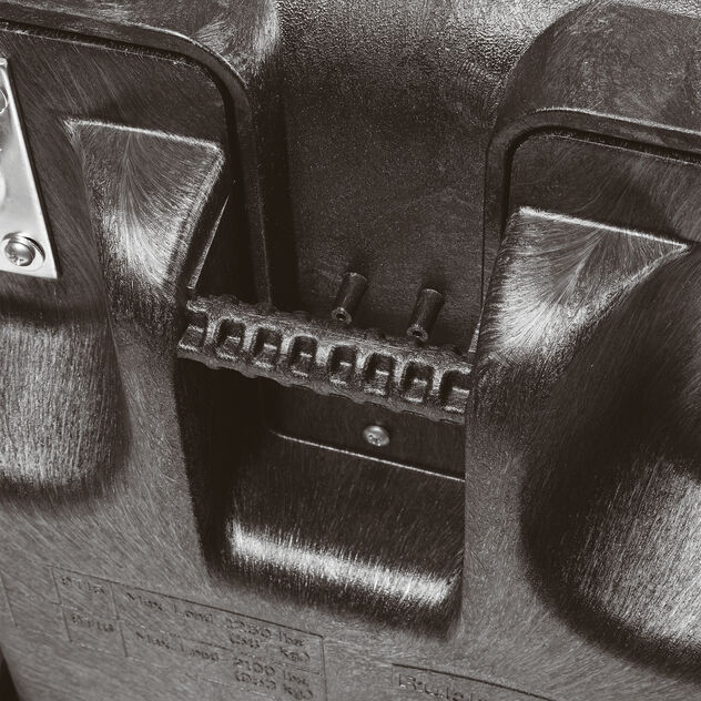 Tilt truck  image number 4