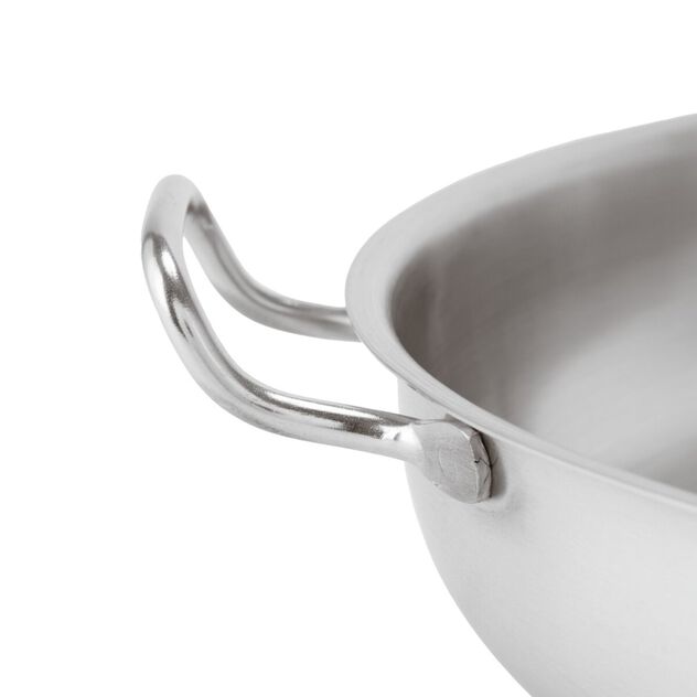 Sauce pan  image number 4