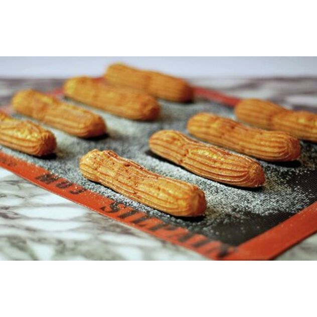 Silicone baking sheet  image number 4