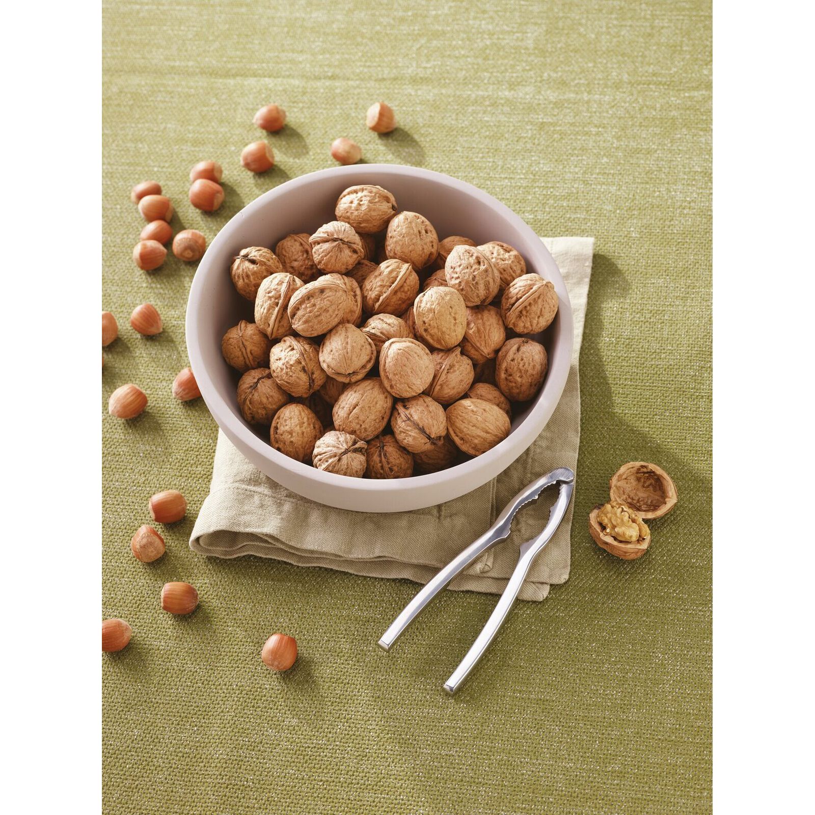 Nut cracker  image number null