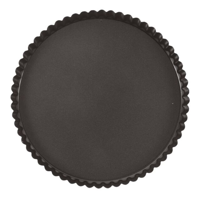 Mold with fluted edges and loose bottom image number 1