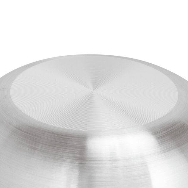 Curved saut&eacute; pan  image number 2