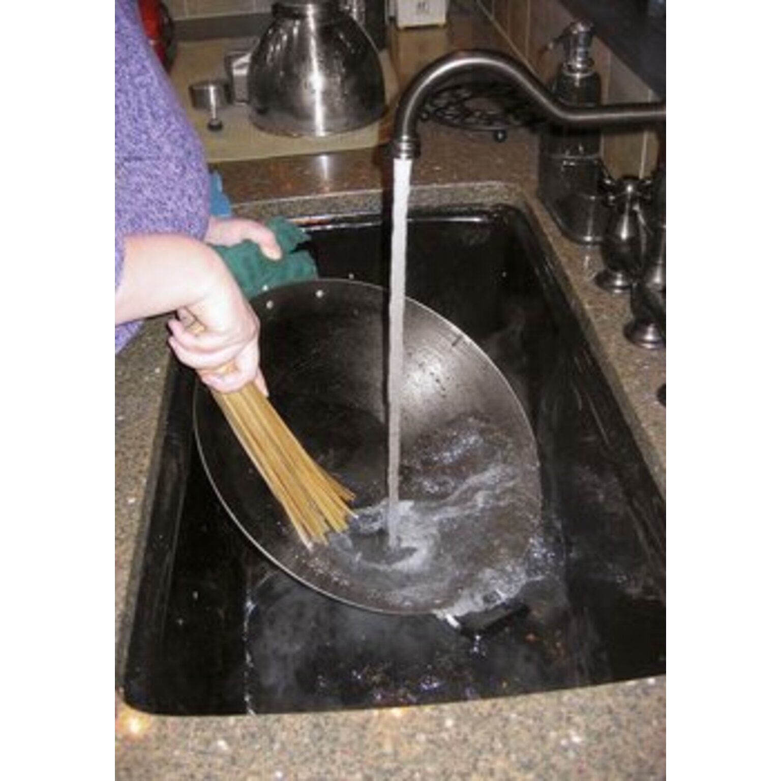 Brush for wok 2