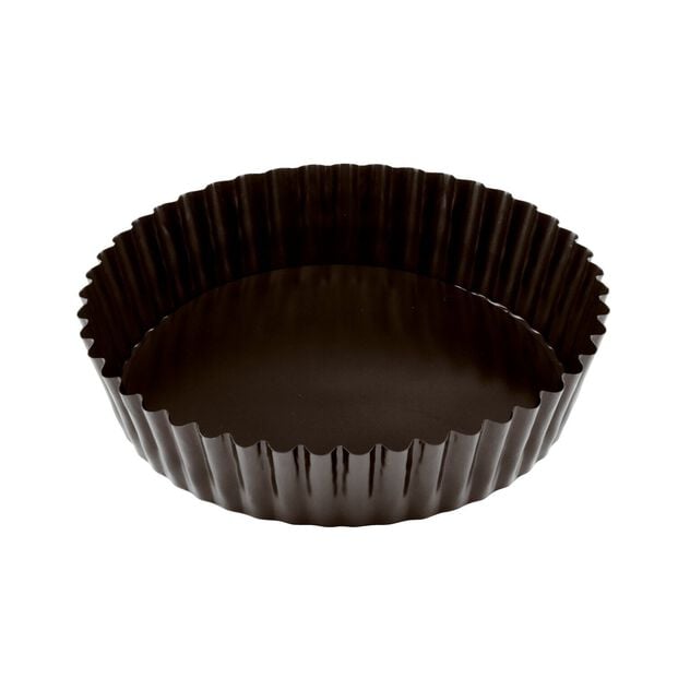 Mold with fluted edges and loose bottom image number 0