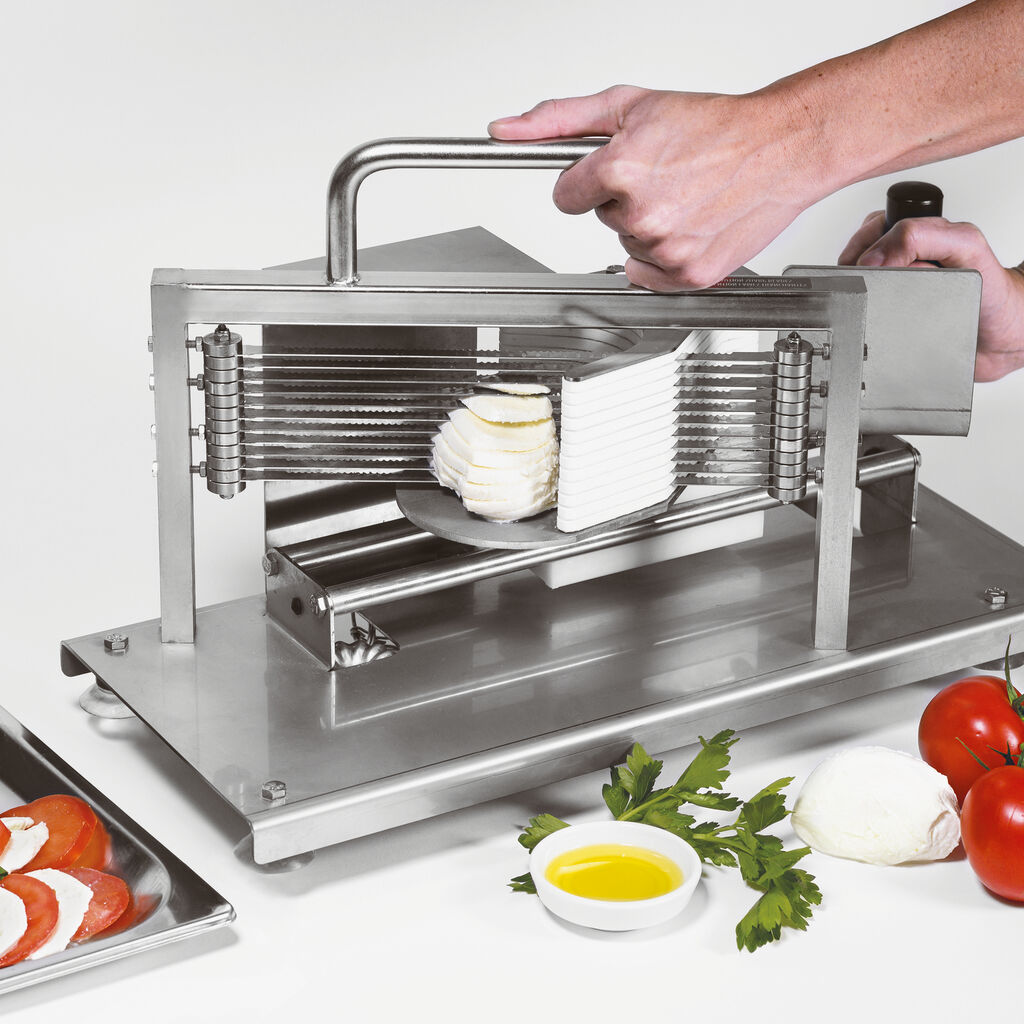 Tomato cutter and mozzarella cutter image number 1