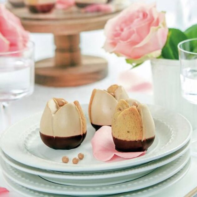 Mold Flexipan multiple, shape of flower buds image number 2