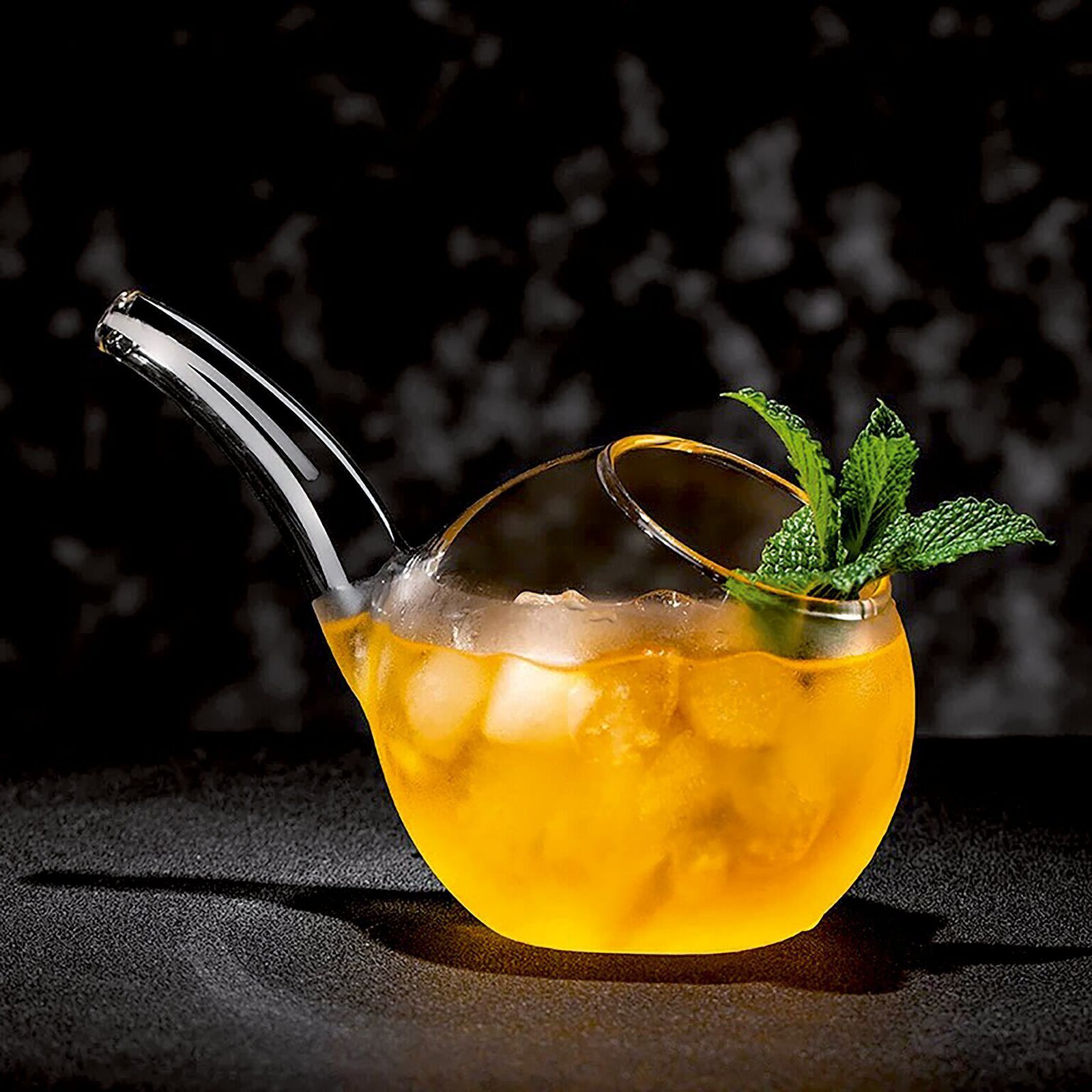 Calice cocktail a forma di pipa image number null