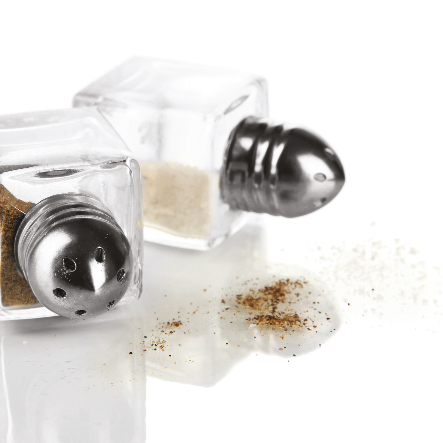 Spargisale E Pepe Omada Design - Rosso - Chiusura A Pressione - Lavabile In Lavastoviglie - Made In Italy