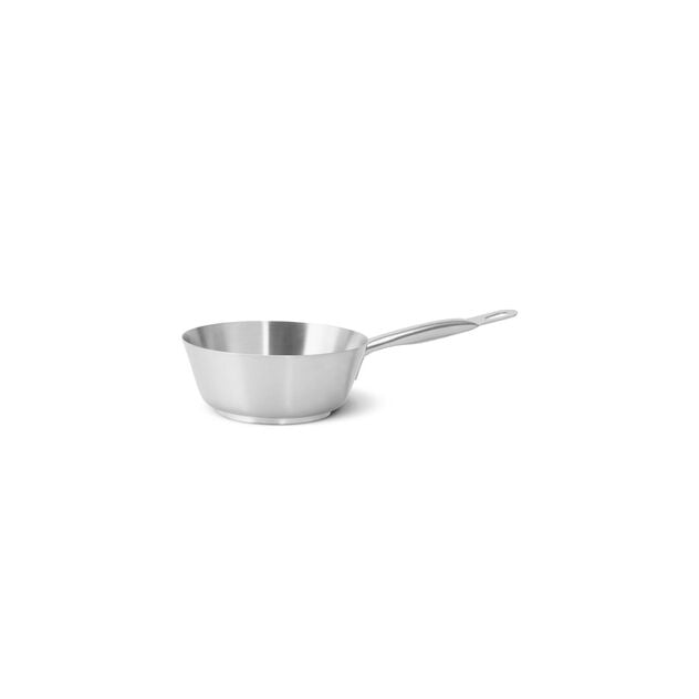 Saut&eacute; pan  image number 0
