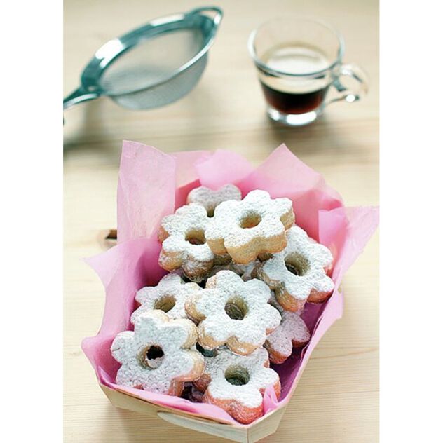 Taglia pasta canestrello, festonato image number 1