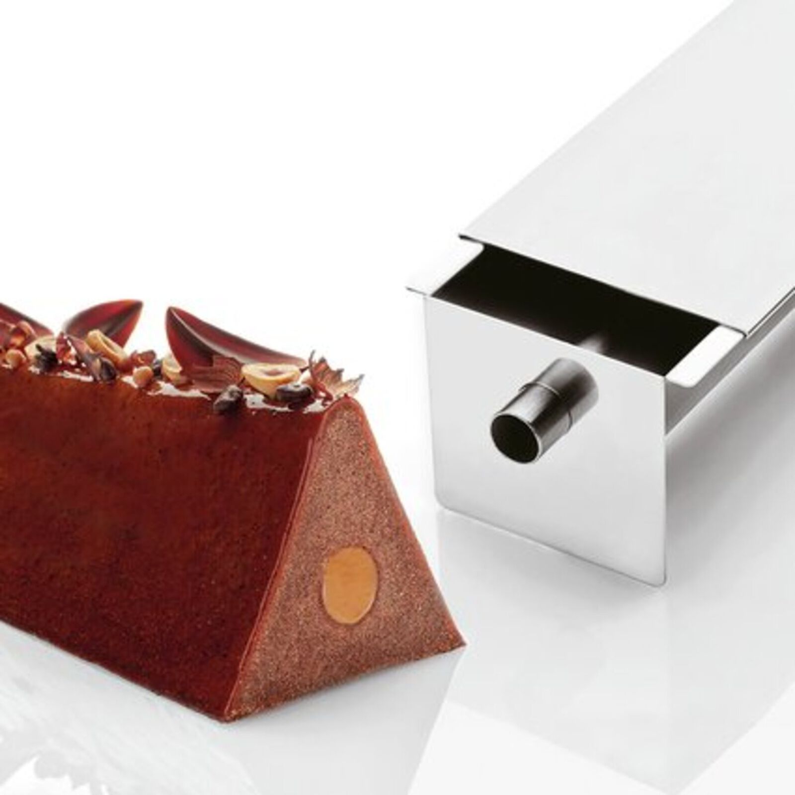 Mold for triangular cake image number null