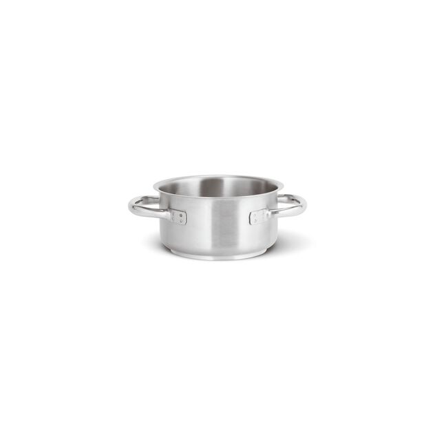 Sauce pot medium-sized  image number 0