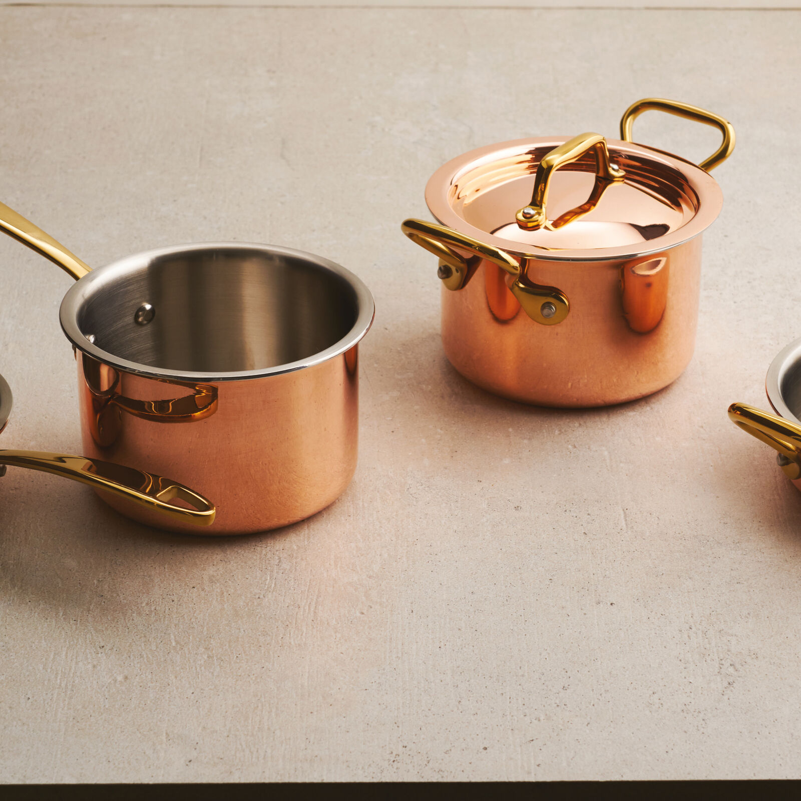 Saucepan  image number null