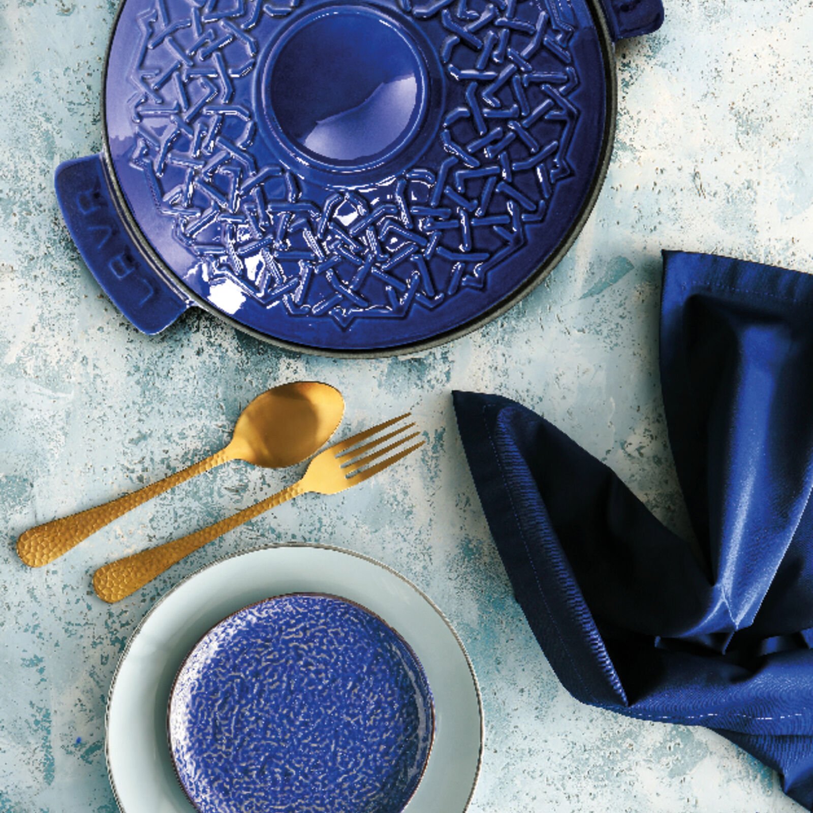 Casserole pot with lid image number null