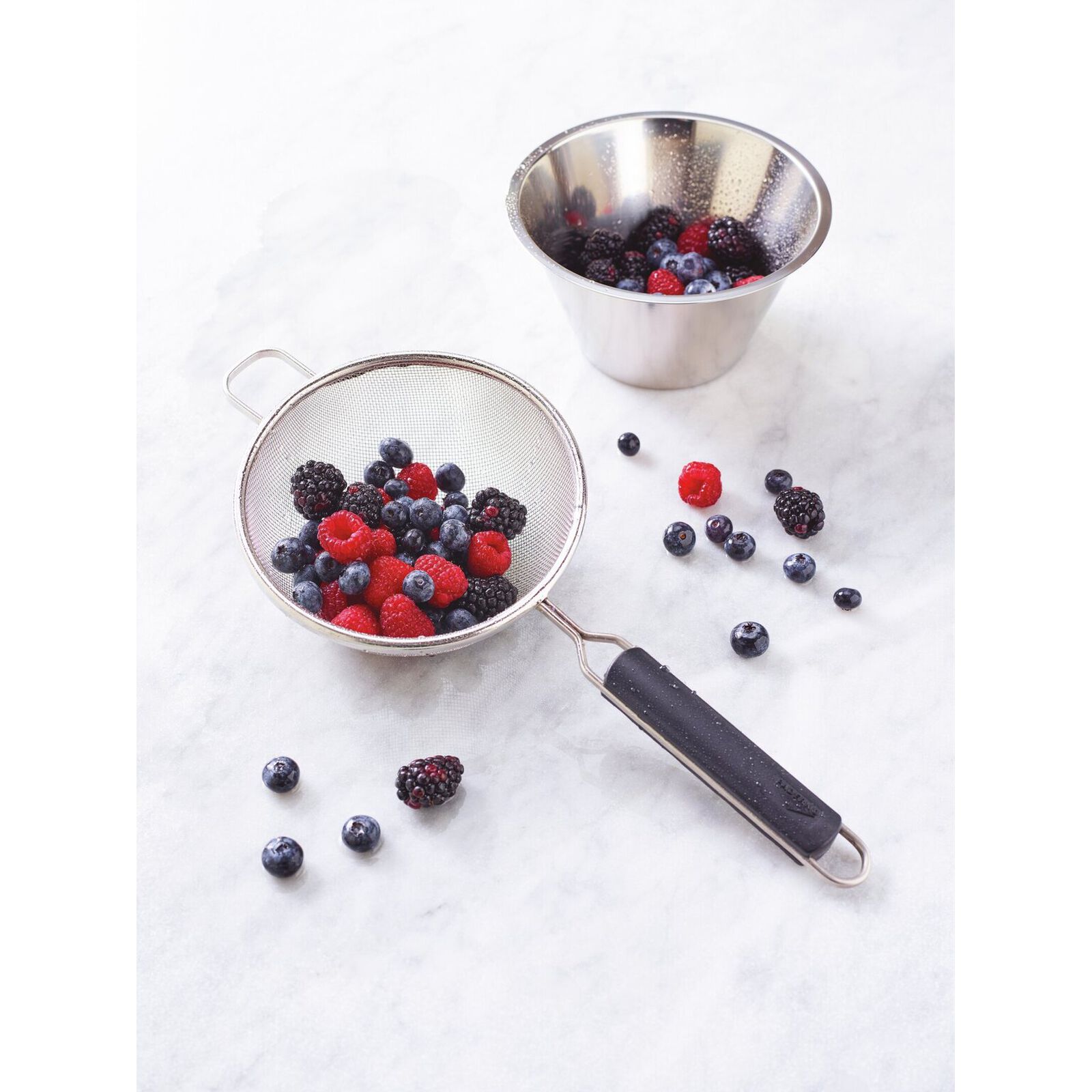 Mixing bowl high image number null