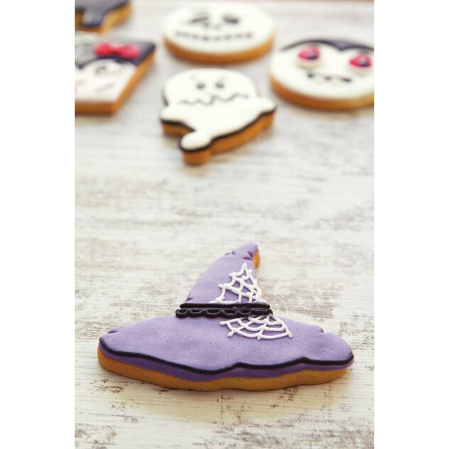 Cutter witch hat image number 1