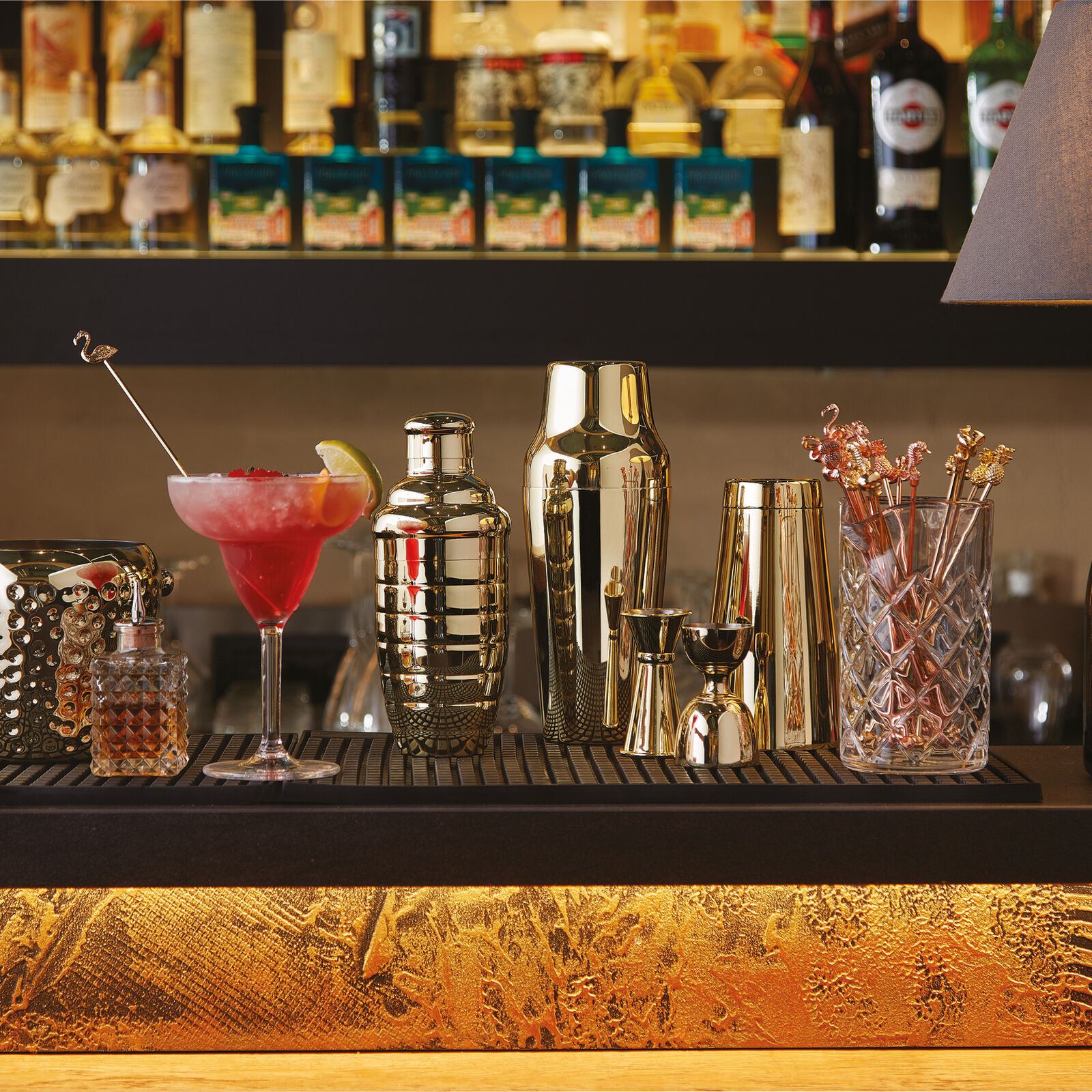 Boston shaker  image number null