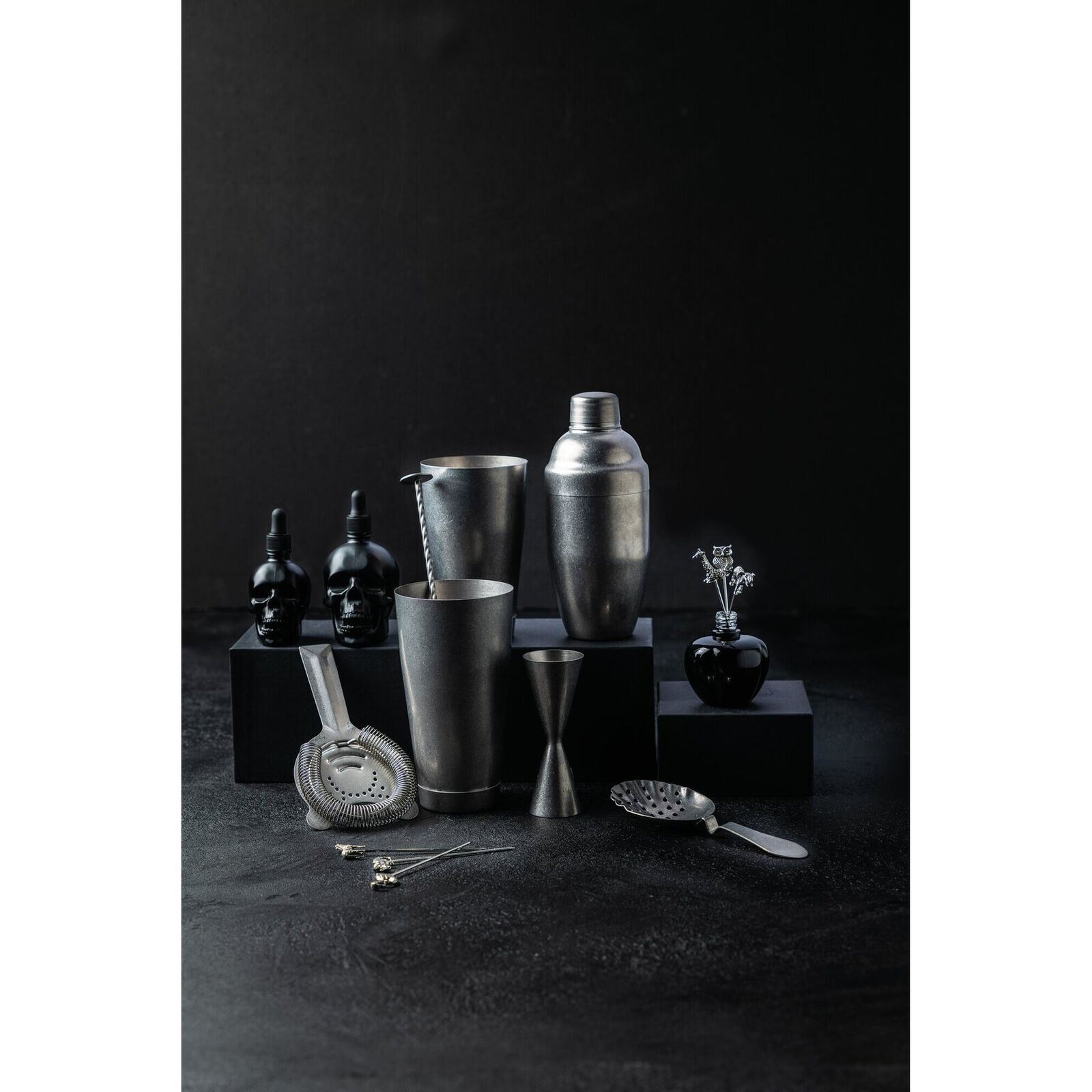 Bottiglia angostura teschio image number null