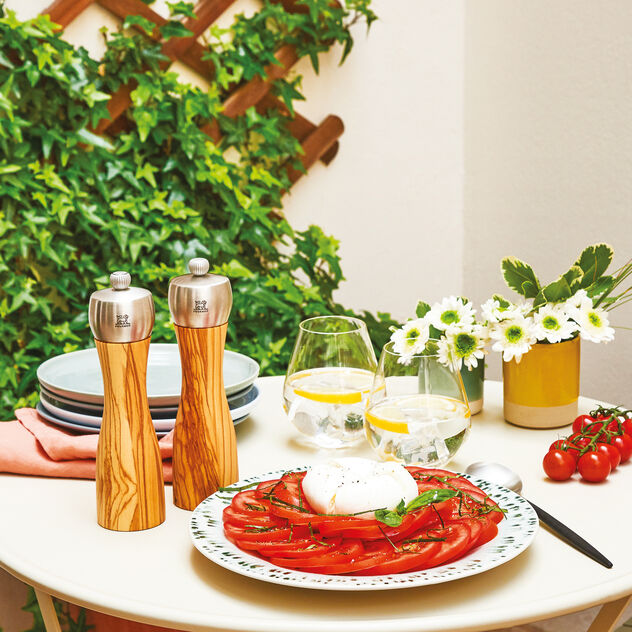 Pepper mill  image number 1