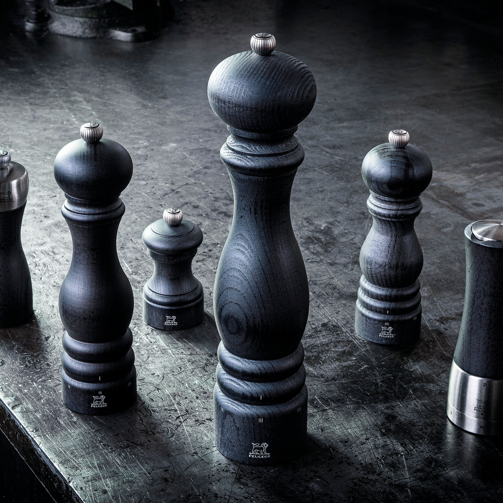 Salt mill  image number null