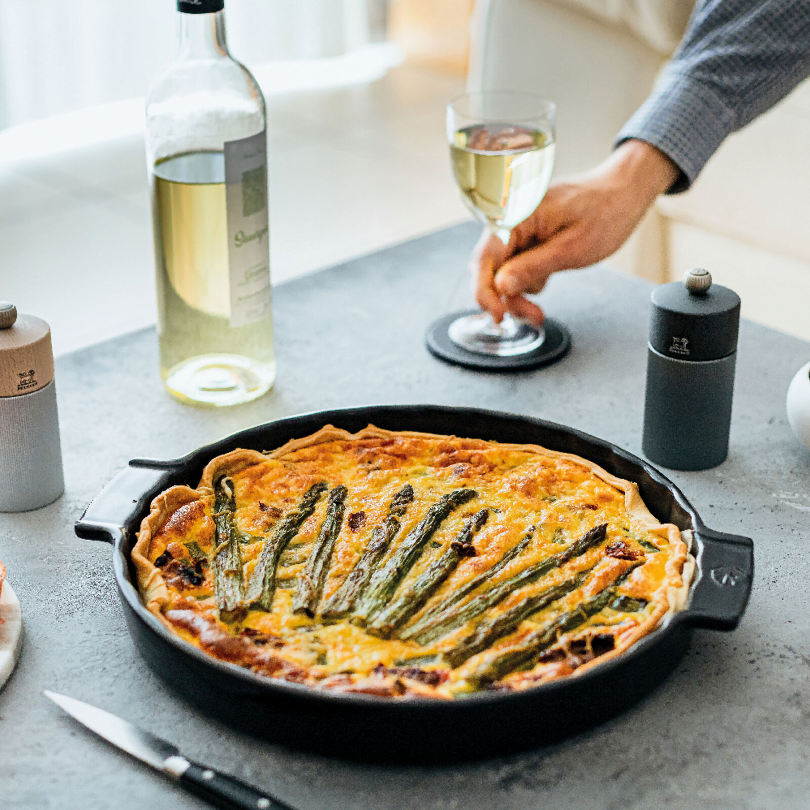 Salt mill  image number null